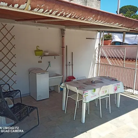 Apartment Alloggio Turistico Nel Borgo Antico Di